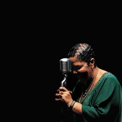 Cesaria Evora - Microphone